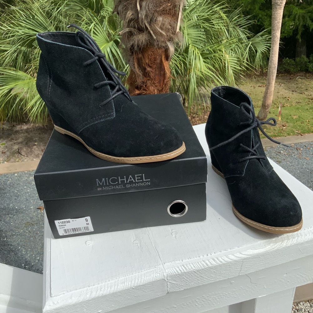 New Black Wedge Ankle Boot